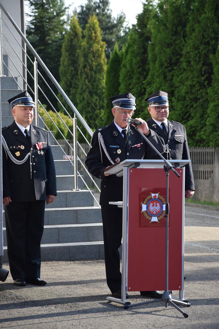 Zdjęcie przedstawia fragment uroczystości 100 lecia OSP Toporowice