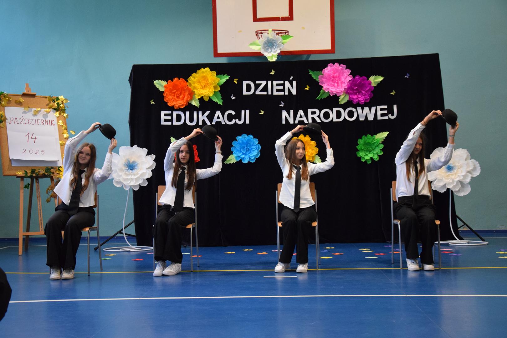 Zdjęcie przedstawia fragment występów artystycznych